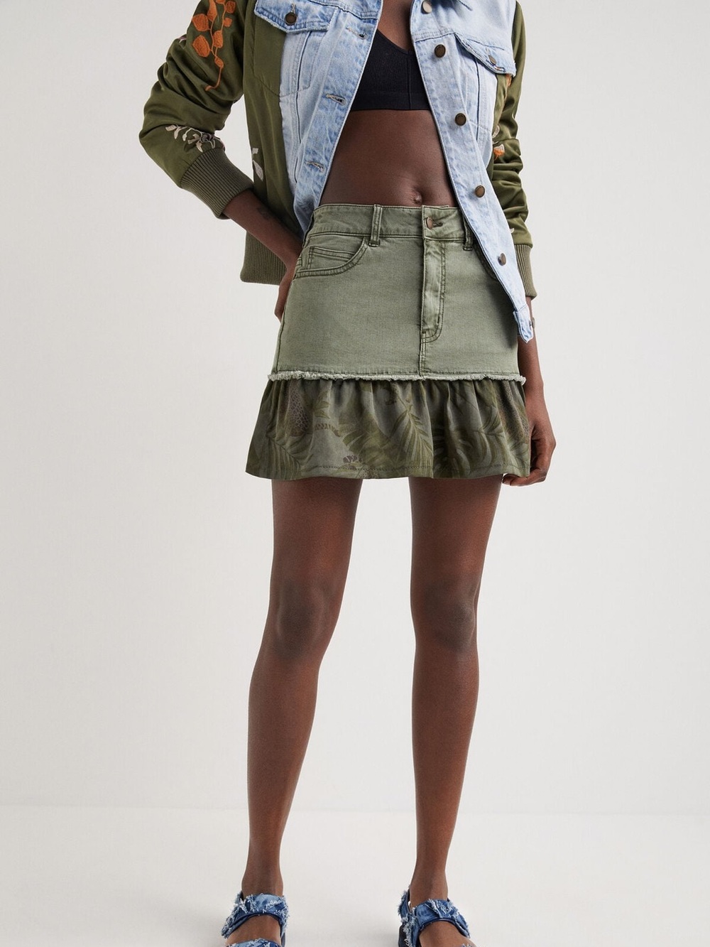 New Desigual Flounce Patchwork Denim Mini Skirt Size US 0/2 Tropical Print Green
